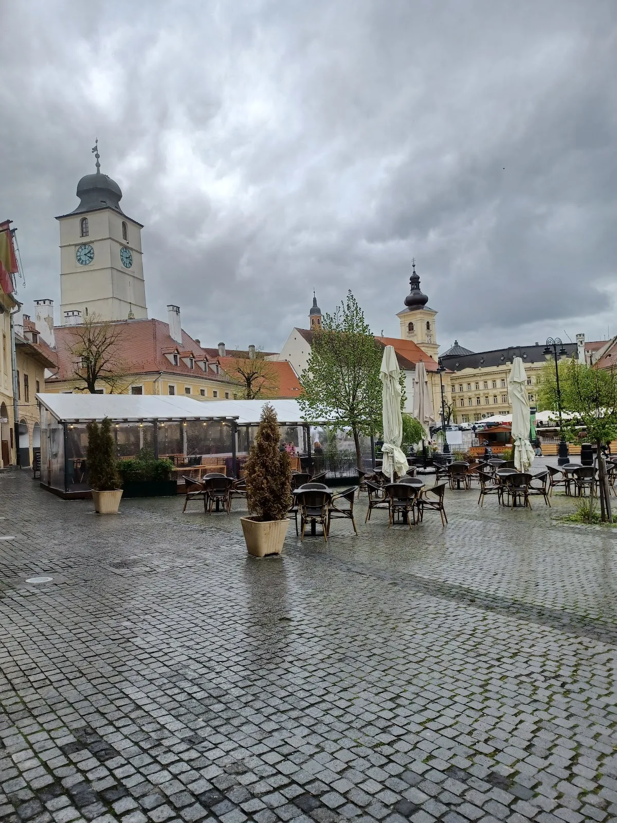 Sibiu Old Town: Budget Guide, Free Entry & Money-Saving Tips