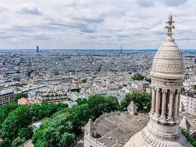 Montmartre's Bohemian Heart: An Intimate Neighborhood Guide