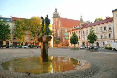 Kazimierz Krakow Itinerary: Full Day Guide & What to Skip