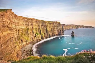 Capturing the Wild Beauty: A Photographer's Guide to the Cliffs of Moher