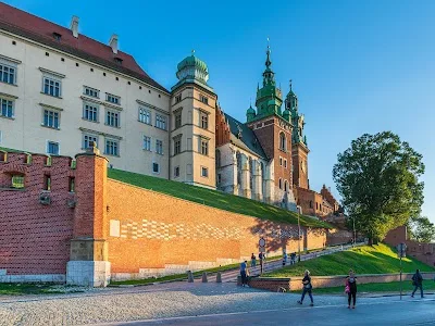 Unveiling Centuries: A Deep Dive into Wawel Royal Castle's Storied Past
