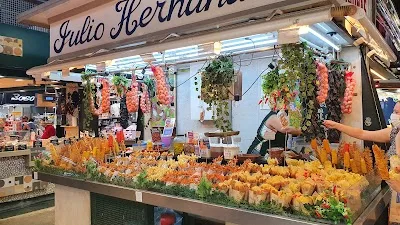 A Feast for the Senses: Culinary Adventures at La Boqueria Market