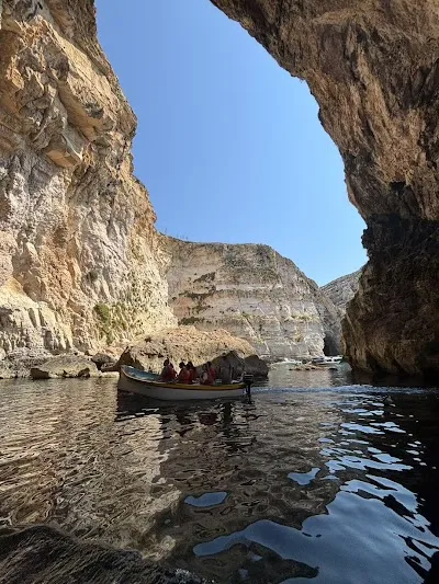 Blue Grotto Malta: Best Spots, Times & Photography Guide