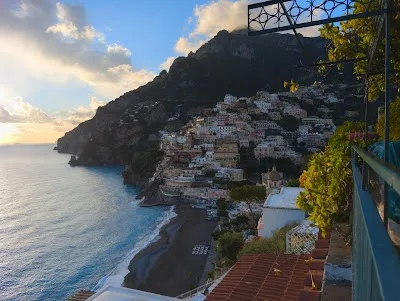 Spiaggia Grande Positano: Best Spots & Photo Guide