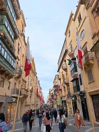 Republic Street Valletta: What to See, Eat & Do