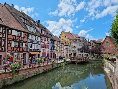 Enchanting Canals & Half-Timbered Charm: Discovering Colmar's La Petite Venise