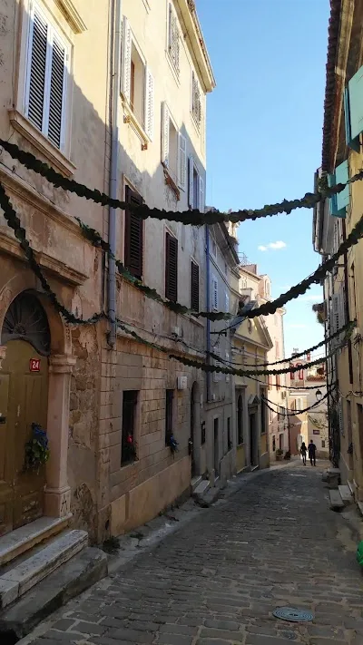 Town Walls Piran: Best Spots, Times & Photography Guide