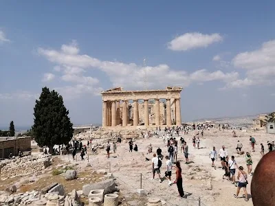 Echoes of Empire: A Historical Journey Through the Acropolis of Athens