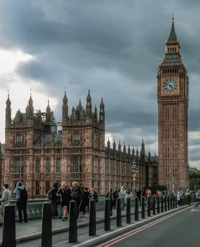 Framing Parliament: A Photographer's Guide to the Palace of Westminster