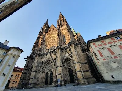 Unearthing a Millennium: A History Buff's Guide to Prague Castle