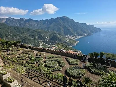 Capturing Ravello's Golden Glow: A Photographer's Dream on the Amalfi Coast