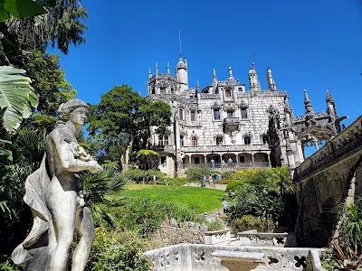 Quinta da Regaleira Sintra: Best Photo Spots & Autumn Guide