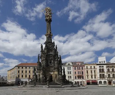 Holy Trinity Column Olomouc: History, Facts & What to Know