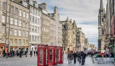 Unveiling Edinburgh's Heartbeat: A Stroll Through the Royal Mile