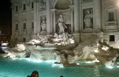 Capturing Rome's Eternal Sparkle: A Photographer's Guide to the Trevi Fountain