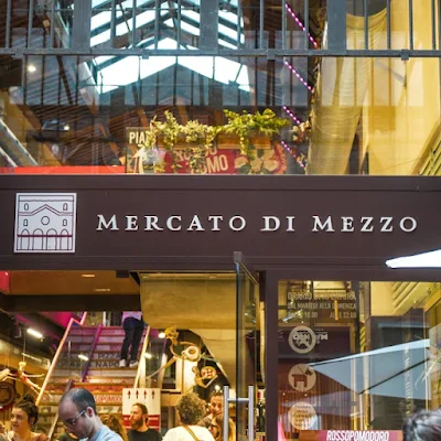 Best Food Near Mercato di Mezzo Bologna: Local Restaurants & Markets