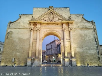 Porta Napoli Lecce: What to See, Eat & Do