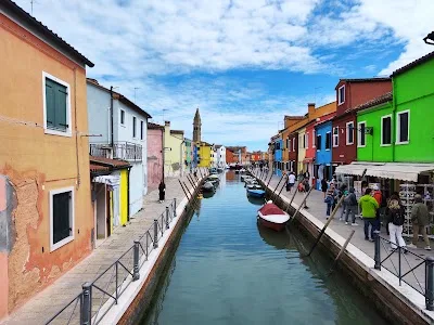 Burano Island Venice: Best Spots & Photography Guide