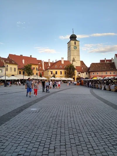 Piața Mare Sibiu: What to See, Eat & Do in Old Town