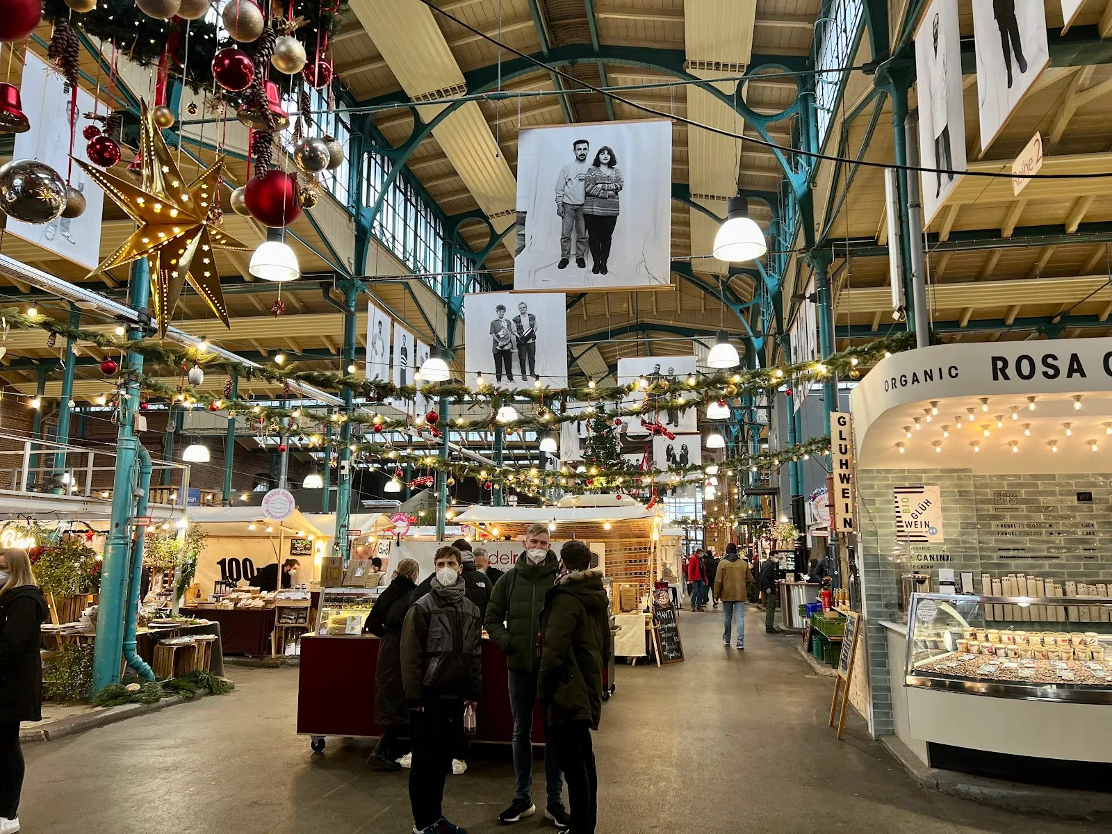 A Culinary Wander Through Berlin's Historic Markthalle Neun