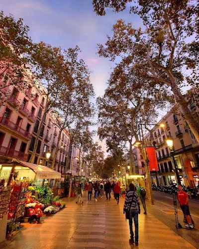 The Pulse of Barcelona: A Neighborhood Deep Dive into La Rambla and Its Secrets